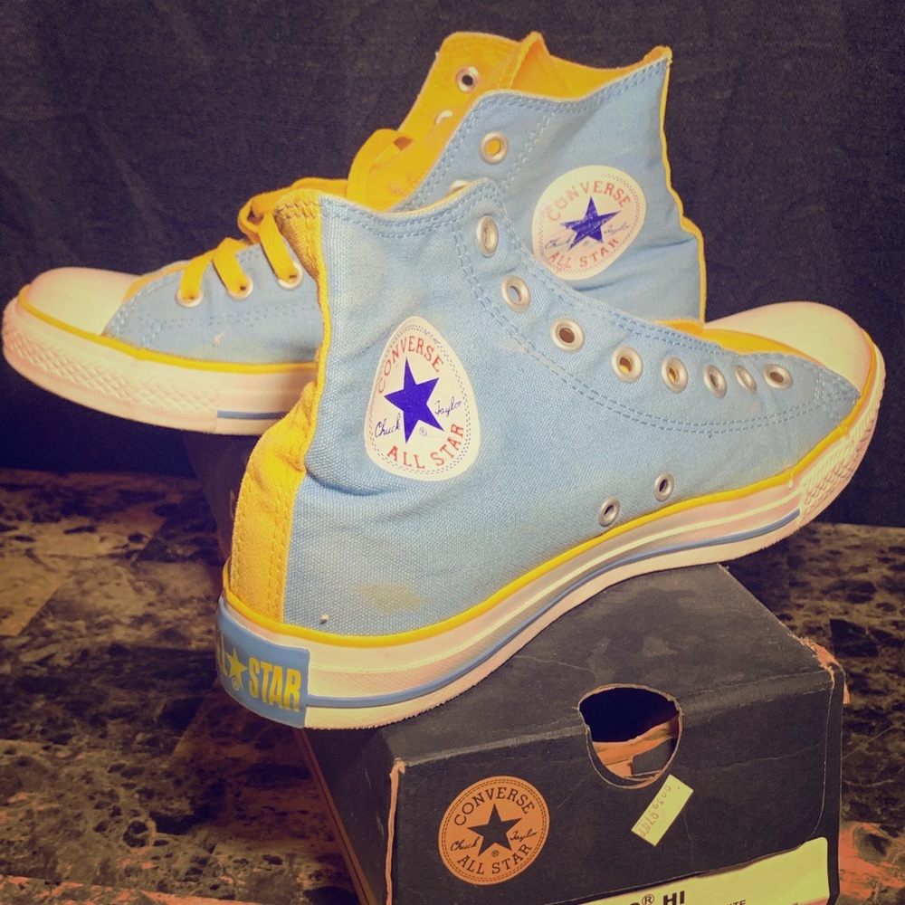 Converse All Stars Men’s Size 8 W/Box